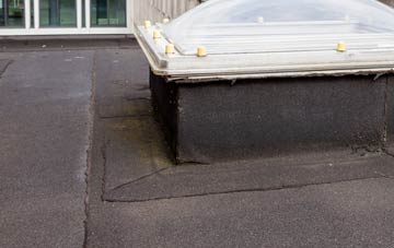 disadvantages of Horns Cross flat roofs