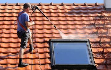 roof cleaning Horns Cross
