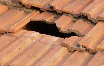 roof repair Horns Cross
